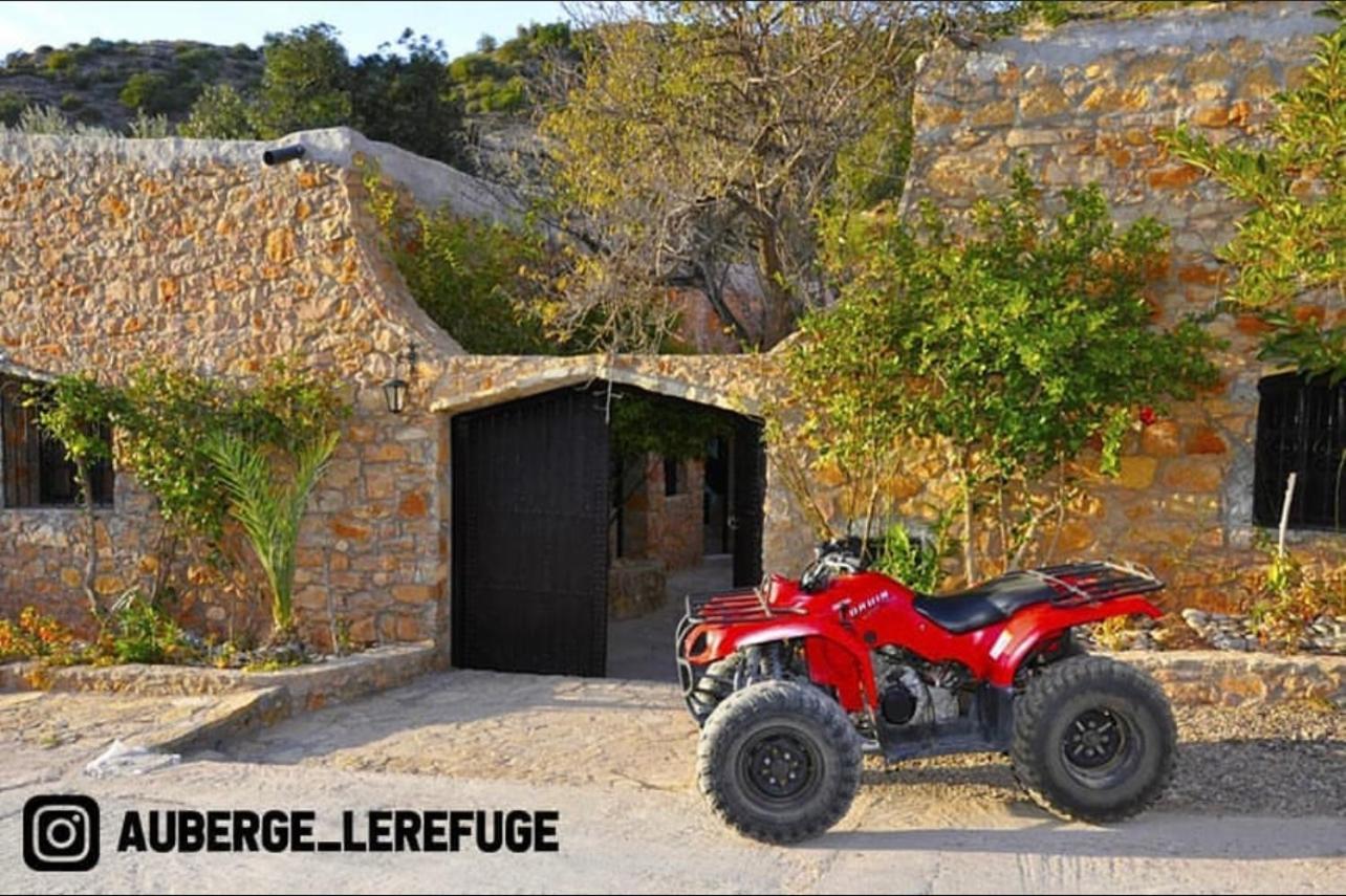 Auberge Le Refuge Aksri Exterior photo